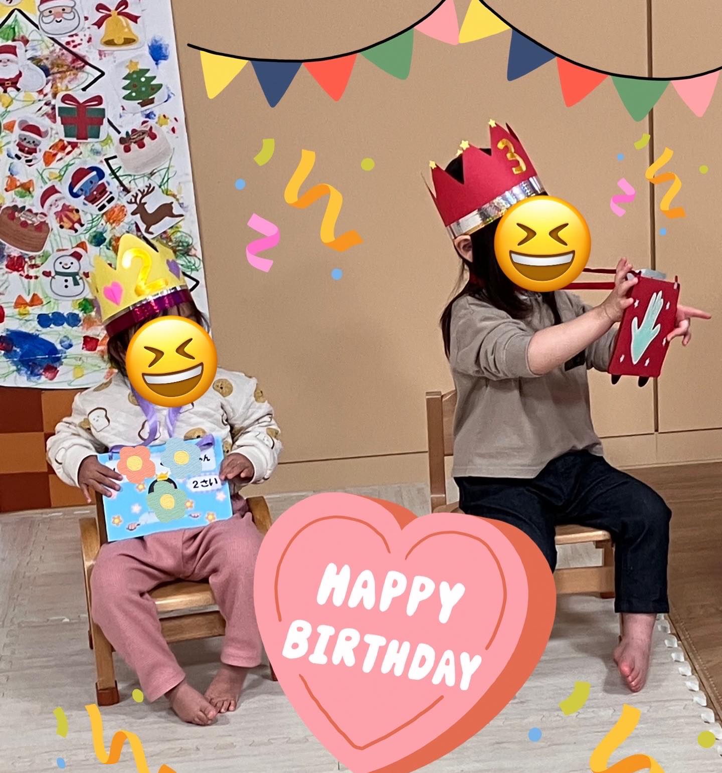 今日は12月のお誕生日会がありました！

絵合わせに挑戦してして、素敵なサンタ帽子をゲット！🎅サンタさんに変身したらボール投げやプレゼント運び、リング通しなどのゲームを楽しみました。いたるところにサンタやトナカイなどのクリスマスの雰囲気を感じるイラストがあり「あ！サンタいた！」と見つけて喜ぶ子どもたちでした😊盛りだくさんのゲームを余すことなく楽しみましたよ✨